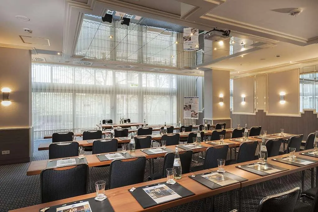 Maritim Hotel Muenchen 4*, מינכן גרמניה