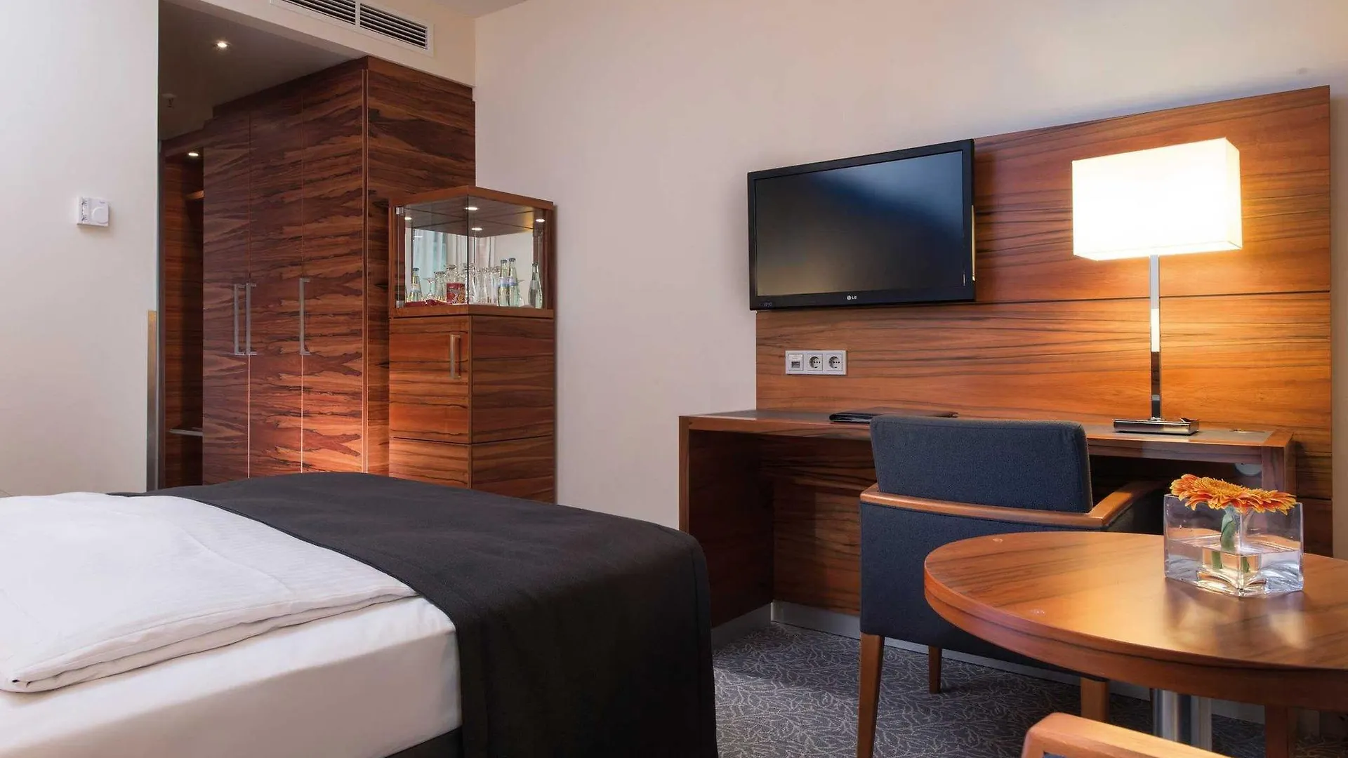 Maritim Hotel Muenchen  מינכן