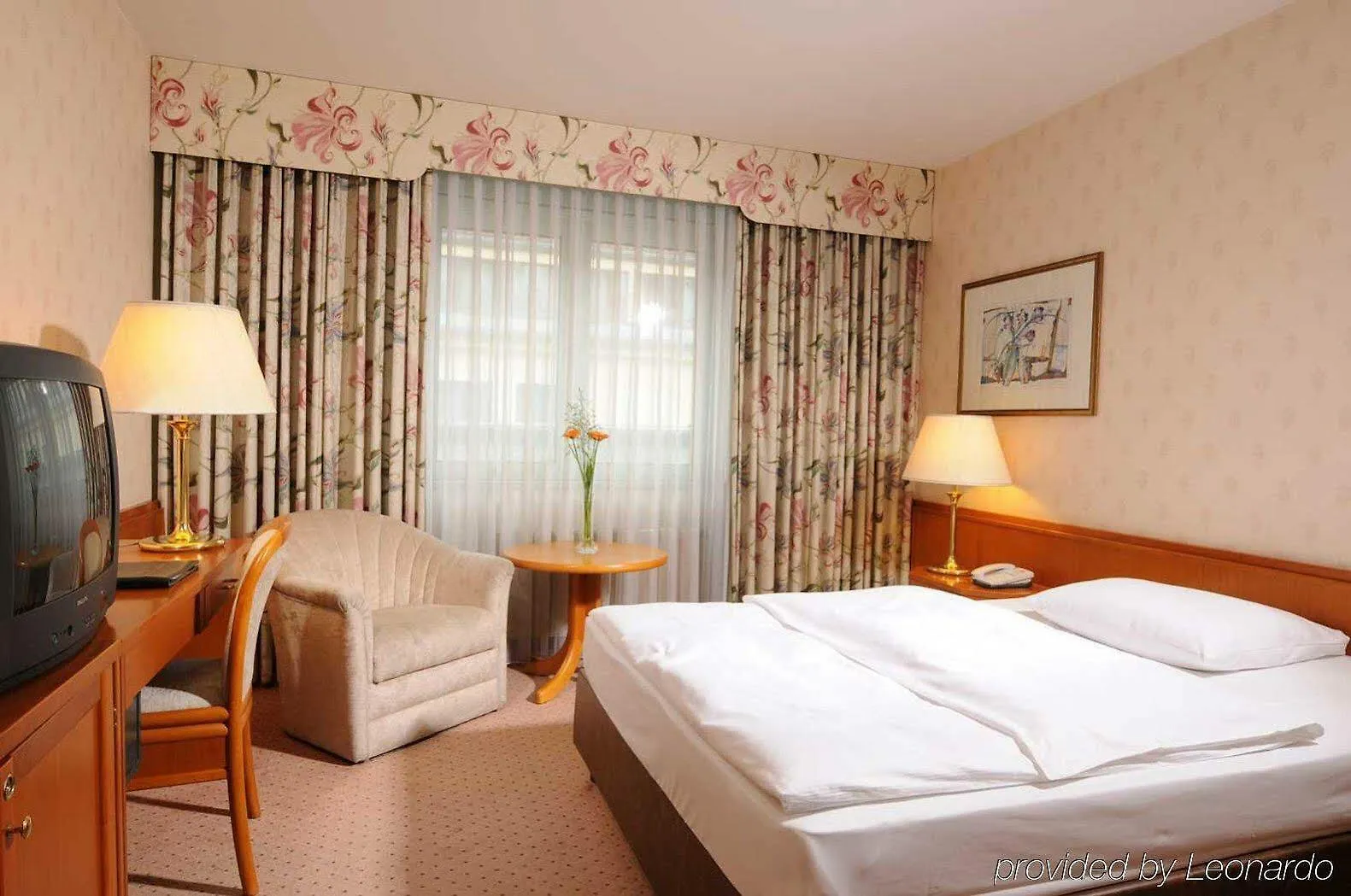 Maritim Hotel Muenchen 4*, מינכן גרמניה