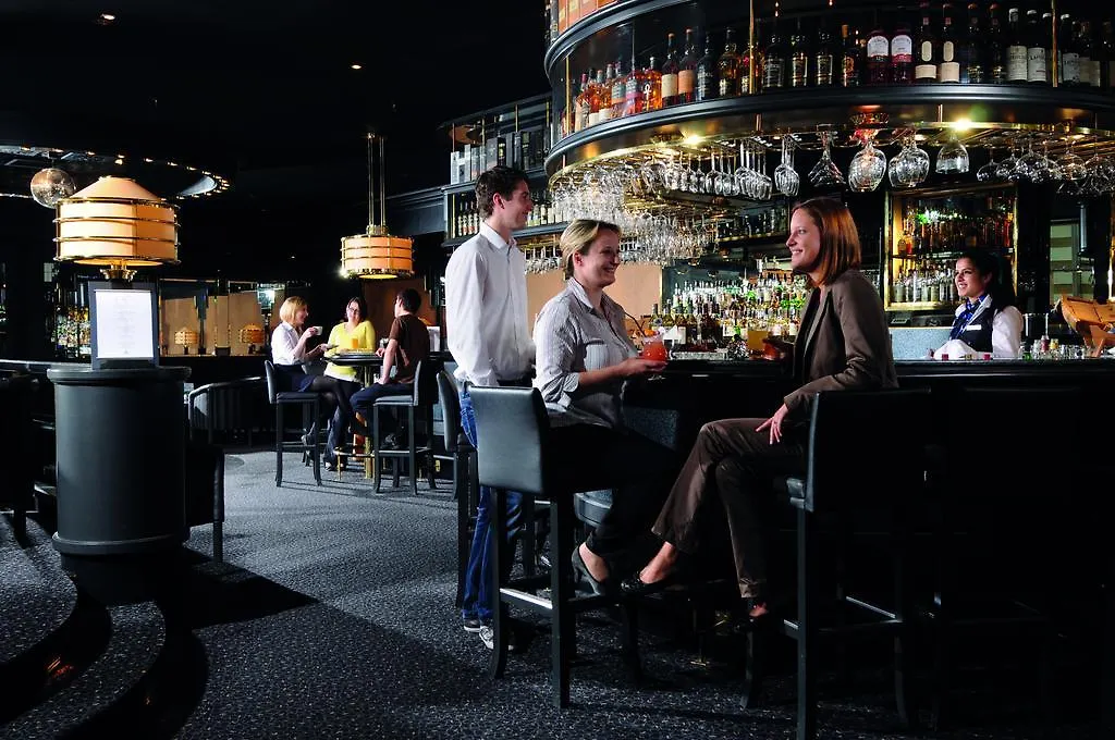 Maritim Hotel Muenchen 4*, Monachium